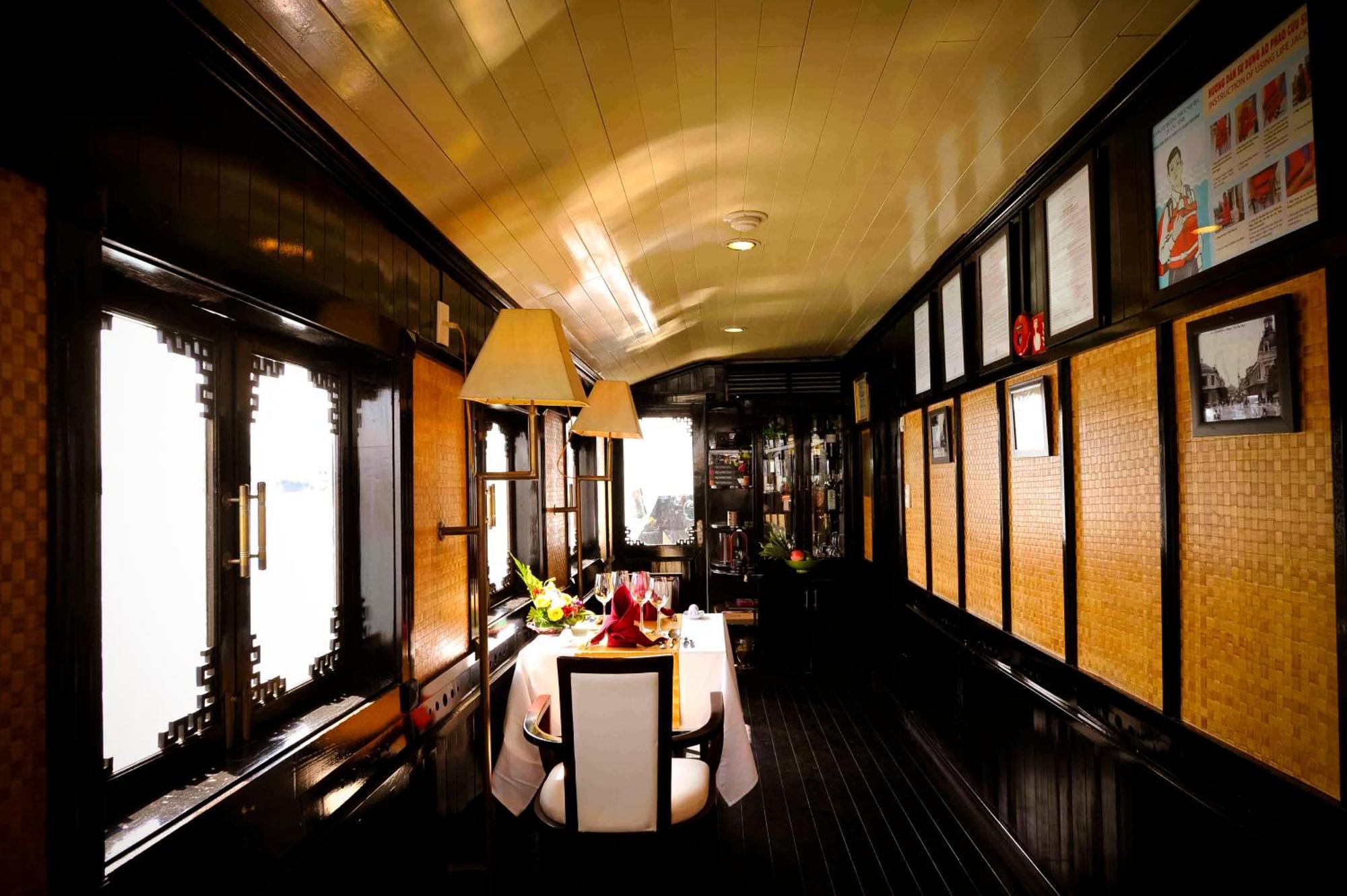 Hotel Bhaya Legend Cruises Hạ Long Zimmer foto